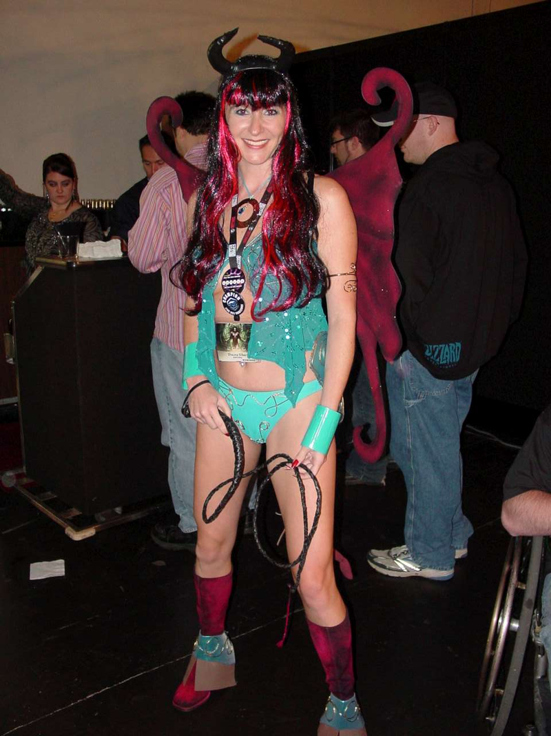 Illustration for article titled BlizzCon 2010 Cosplay Blowout Part Two: Trolling For Chicks